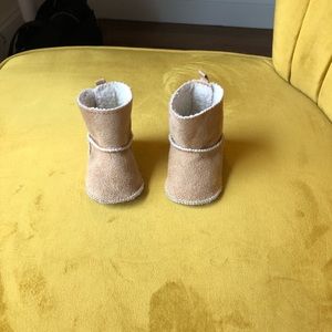GAP baby winter boots